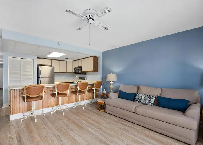 Spacious And Beautiful 1 Bedroom In North Oc With Outdoor Pool!