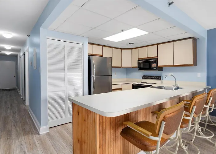 Spacious And Beautiful 1 Bedroom In North Oc With Outdoor Pool! * Ocean City